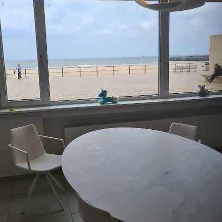 Frontaal Gelijkvloers Seaview 80m² 2 Slp Apartament