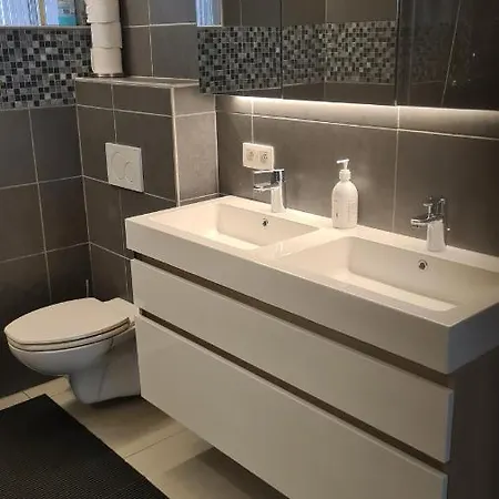 Apartment Frontaal Gelijkvloers Seaview 80m² 2 Slp *