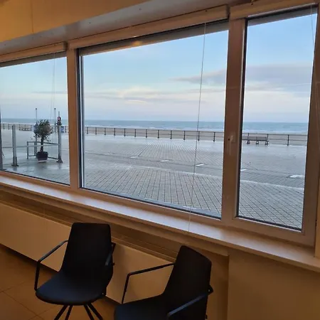 Апартаменти Frontaal Gelijkvloers Seaview 80m² 2 Slp *