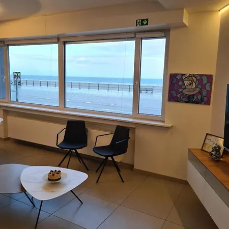 아파트 Frontaal Gelijkvloers Seaview 80m² 2 Slp 오스텐드