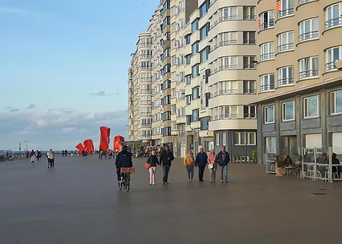 Frontaal Gelijkvloers Seaview 80m² 2 Slp Ostend