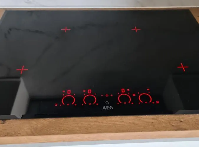 Frontaal Gelijkvloers Seaview 80m² 2 Slp * Ostend