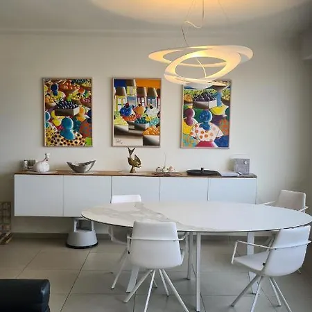 Διαμέρισμα Frontaal Gelijkvloers Seaview 80m² 2 Slp