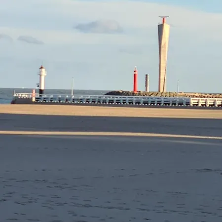 Frontaal Gelijkvloers Seaview 80m² 2 Slp Διαμέρισμα