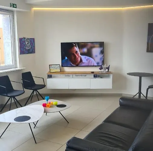 Frontaal Gelijkvloers Seaview 80m² 2 Slp Apartment Ostende